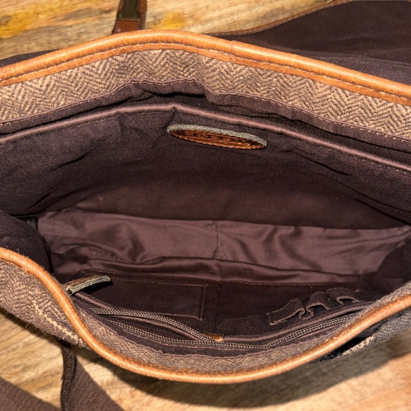 Fossil Vintage Brown Herringbone wool unisex Messenger/Crossbody Bag - Picture 10 of 12